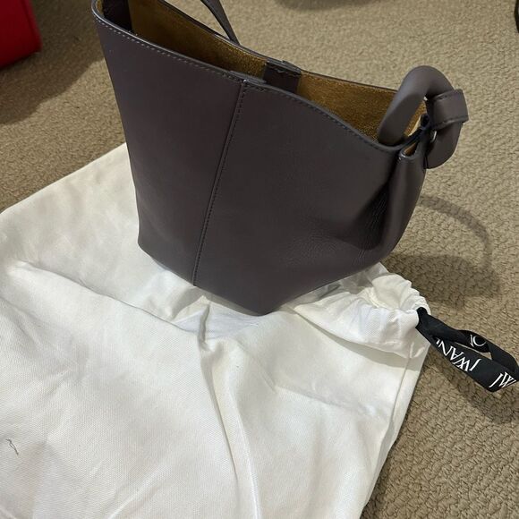 JW Anderson Purple Corner Bucket Bag with Gold Hardware - Picture 3 of 5